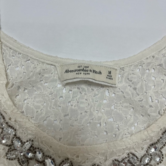 Abercrombie & Fitch - lace and Jewell top - size M - Picture 5 of 9